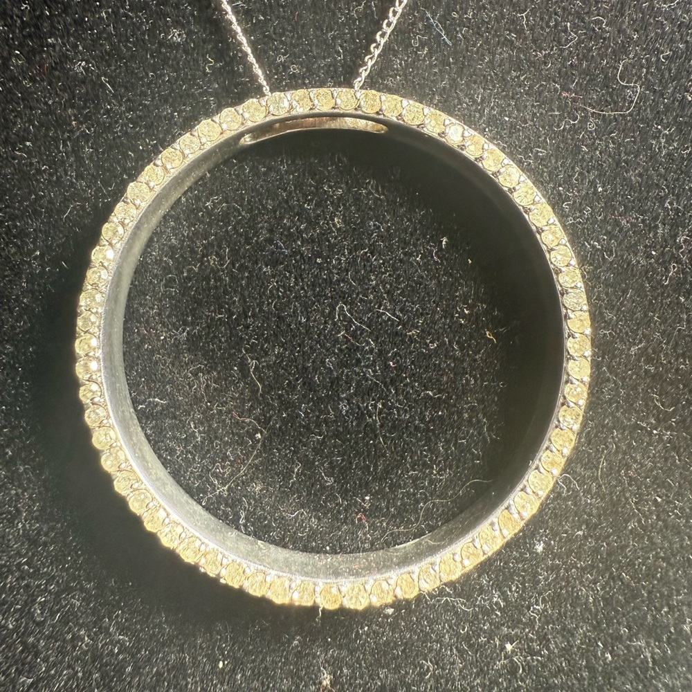 925 Silver Round Rhinestones‎ Pendant Necklace - Picture 6 of 10